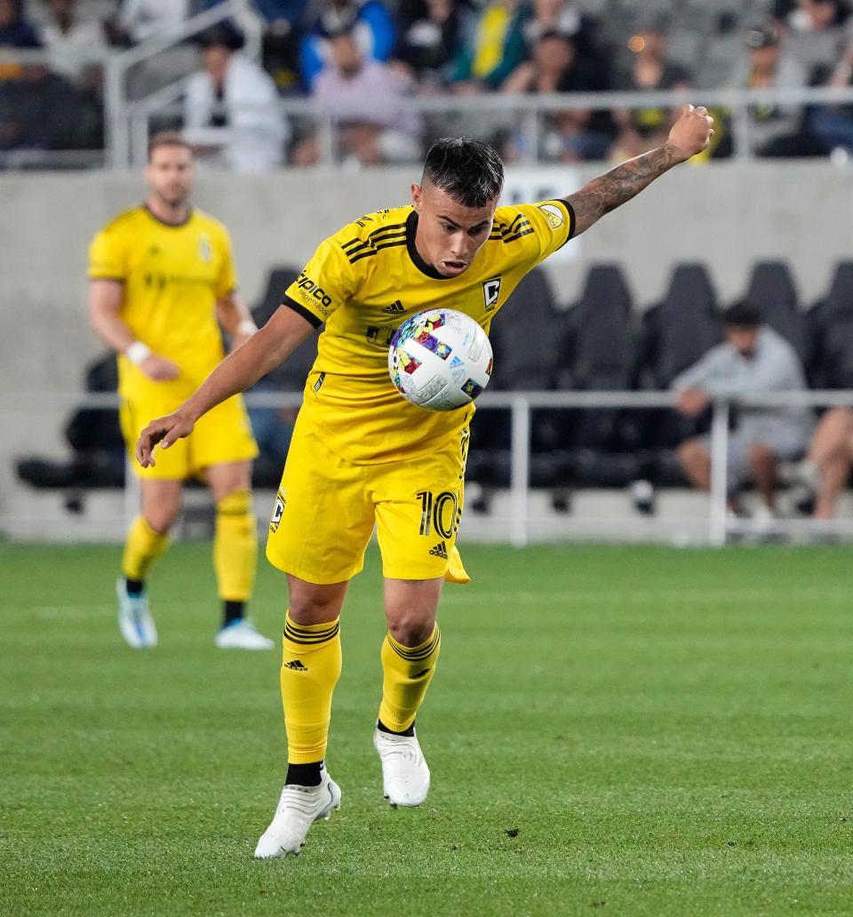 Crew midfielder Lucas Zelarayan is unlikely to play more than 30 minutes off the bench Saturday due to a thigh injury.