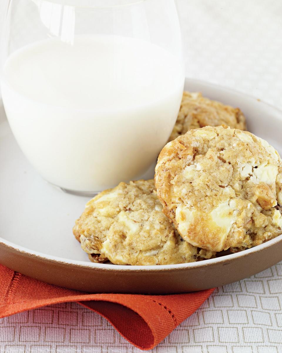 white-chocolate-cookies-hol05-msd101476.jpg