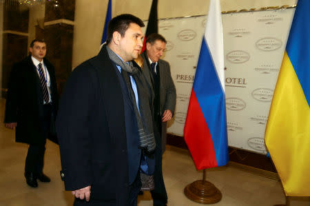 Ukraine's Foreign Minister Pavlo Klimkin (front) arrives for talks on the crisis in eastern Ukraine in Minsk, Belarus November 29, 2016. REUTERS/Vasily Fedosenko