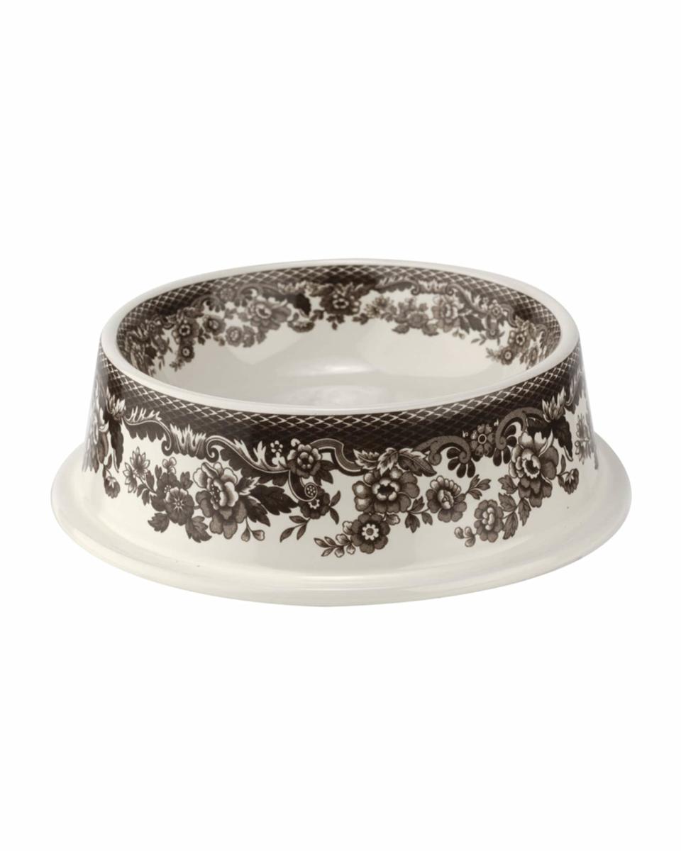 <p><a href="https://go.redirectingat.com?id=74968X1596630&url=https%3A%2F%2Fwww.neimanmarcus.com%2Fp%2Fspode-delamere-pet-bowl-prod243630023&sref=https%3A%2F%2Fwww.veranda.com%2Fshopping%2Fg41549516%2Fgifts-for-dog-lovers%2F" rel="nofollow noopener" target="_blank" data-ylk="slk:Shop Now;elm:context_link;itc:0;sec:content-canvas" class="link ">Shop Now</a></p><p>Delamere Pet Bowl</p><p>neimanmarcus.com</p><p>$45.00</p>