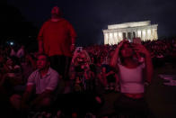 <p>People watch fireworks during the 4th of July Independence Day celebrations at the National Mall in Washington, July 4, 2018. (Photo: Toya Sarno Jordan/Reuters) </p>