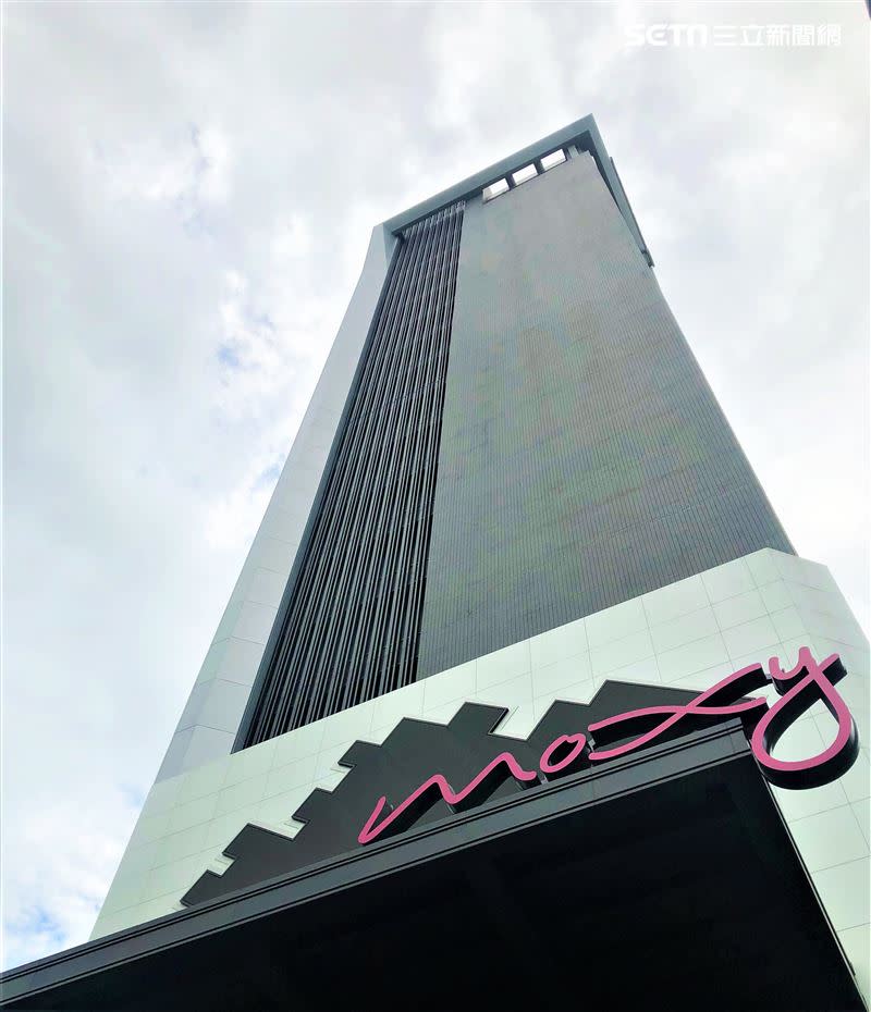 近期不少建商開啟副業，豐邑機構投資的「Moxy酒店」也即將試營運。（圖／記者陳韋帆攝影）