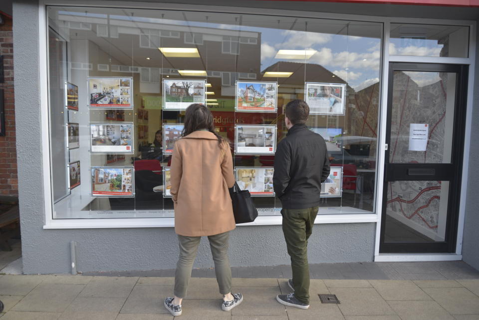 <p>The housing market might be in the doldrums at the moment, but estate agents can make a very good living with a basic salary plus commission. (Jonathan Nicholson/NurPhoto via Getty Images) </p>