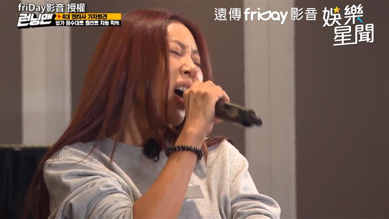 Jessi翻唱Tones and I的《DANCE MONKEY》，據悉該曲的MV以達到15億點擊率。（圖／friDay影音 授權）