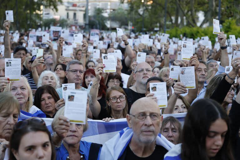 Seis meses de angustia para los familiares de los rehenes