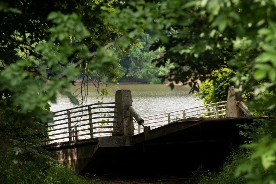 Remnants of the old ferry line the banks of the Alabama River on Ferry Road in Franklin.