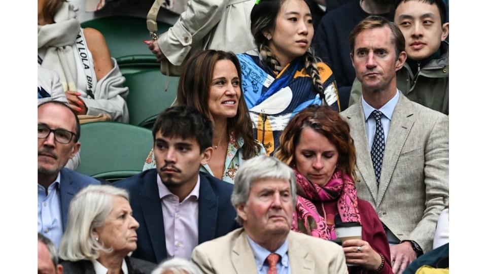 Pippa Middleton and James Matthews in stands at wimbledon