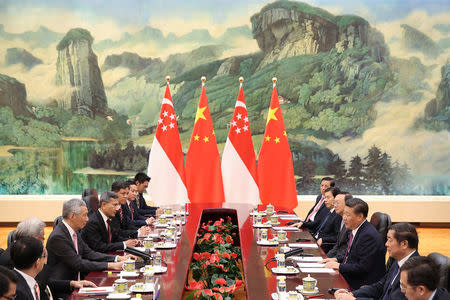 Singapore Prime Minister, Lee Hsien Loong attends a meeting with Chinese President Xi Jinping at The Great Hall Of The People in Beijing, China September 20, 2017 REUTERS/Lintao Zhang/Pool