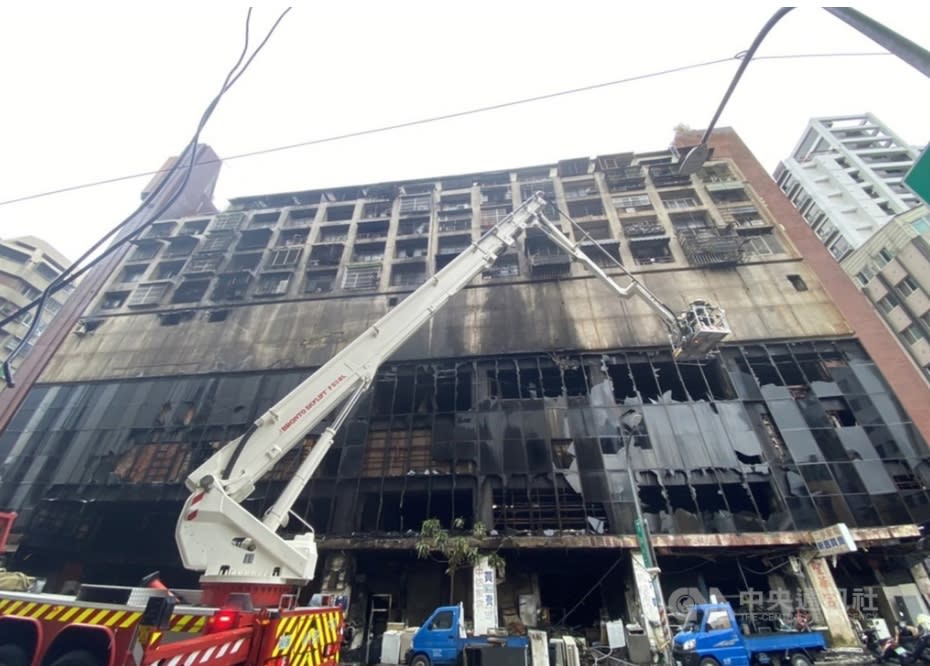高雄城中城大樓大火造成46死41傷。（檔案照）