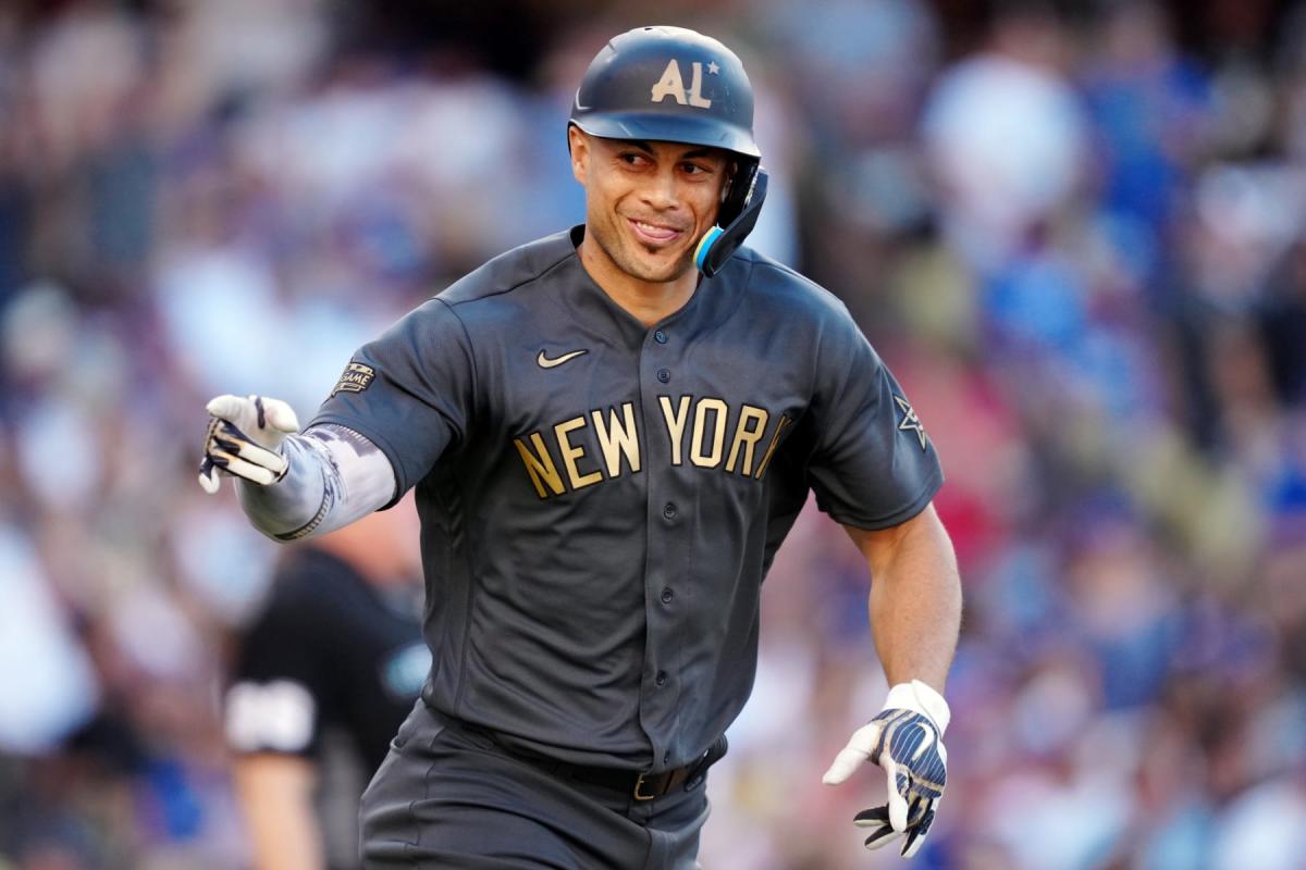 Dodger Stadium, Los Angeles, July 19, 2022, Giancarlo Stanton of