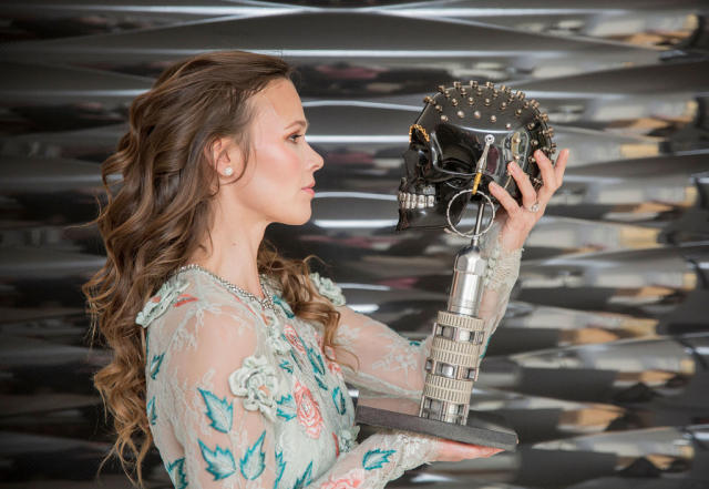 Designer Creates Cutting-Edge Prosthetic Limbs