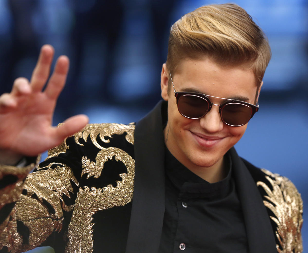 Photo of Berichten zufolge verkauft Justin Bieber fast 200 Millionen US-Dollar an Musikrechten