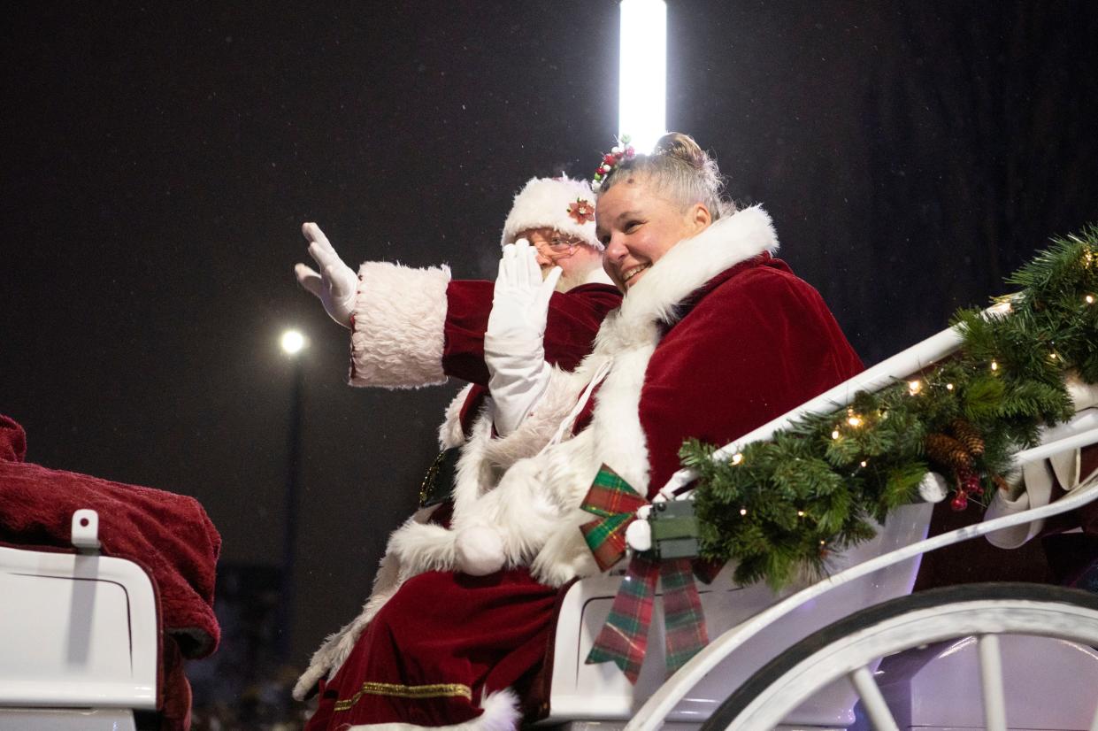 Battle Creek Christmas Parade kicks off holiday festivities this