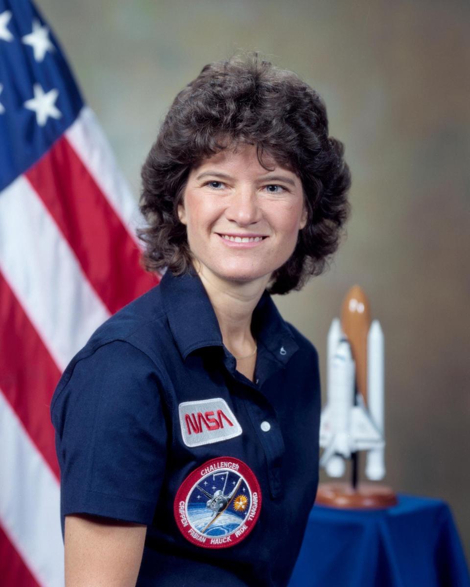 Official portrait of NASA astronaut Sally Ride.