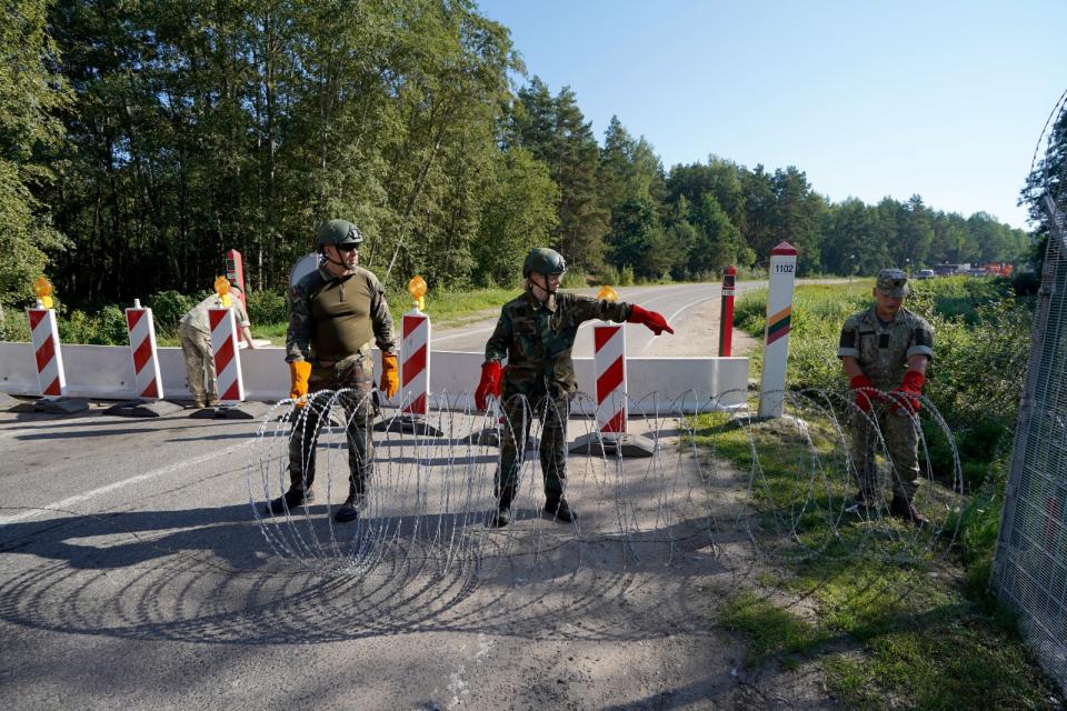 立陶宛政府18日關閉鄰白俄羅斯的舒姆斯克邊境檢查站。路透社