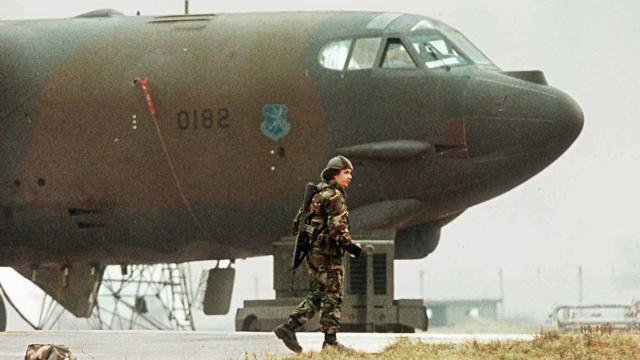 Ride along for a simulated bombing run in a B-52 Stratofortress 