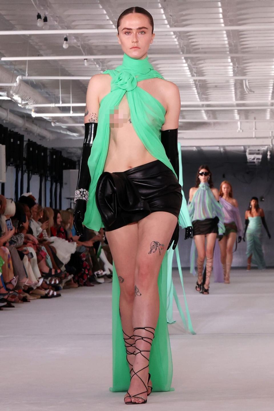 NEW YORK, NEW YORK - SEPTEMBER 10: Ella Emhoff walks the runway during the S/S 2023 Prabal Gurung fashion show during New York Fashion Week at United Nations Plaza on September 10, 2022 in New York City. (Photo by Taylor Hill/FilmMagic)