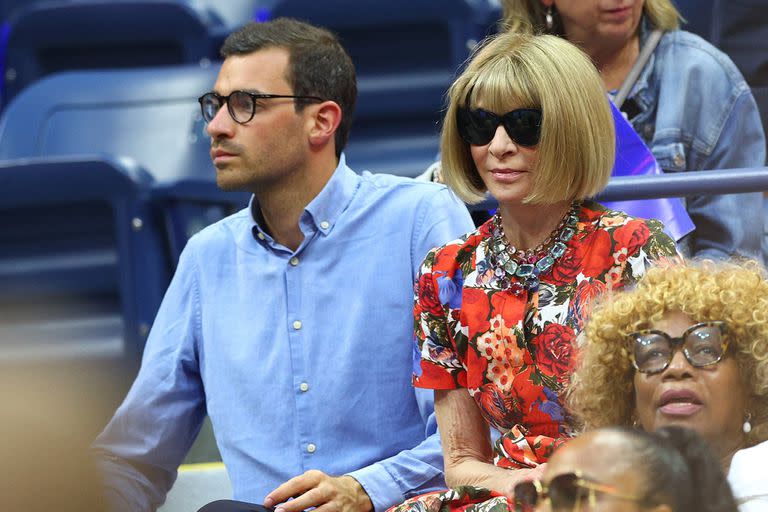 Anna Wintour, editora de Vogue, otra de las famosas que siguió el estreno de Serena Williams en el US Open