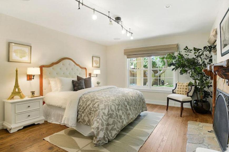 Alanis Morissette selling her $5.5m LA home