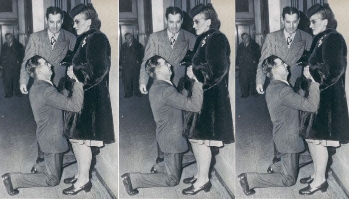 Steve Strack begs for Anna Strack's forgiveness outside a Chicago divorce courtroom in 1948.