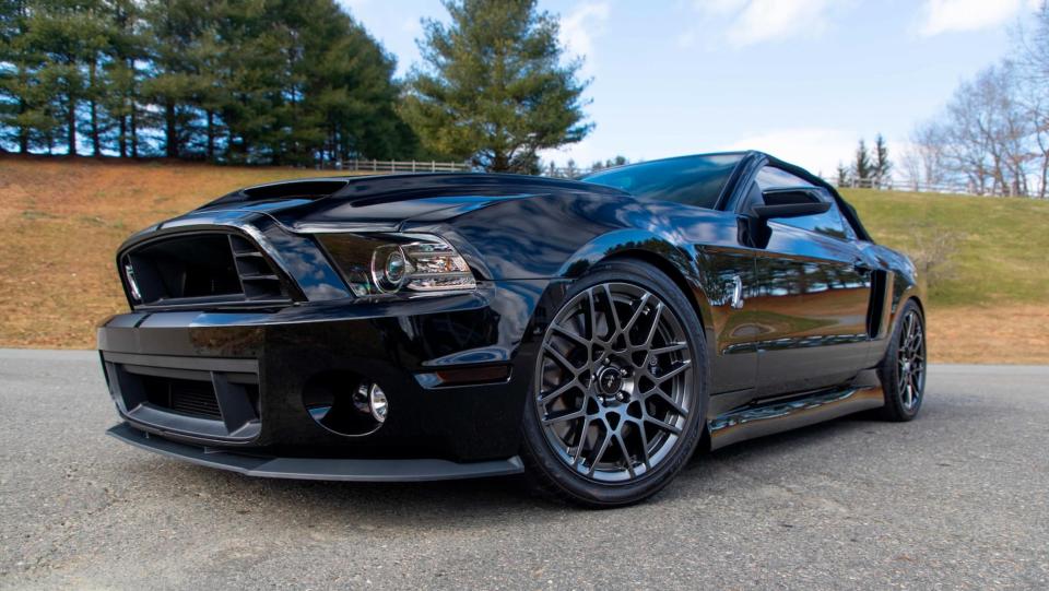2014 Ford Shelby GT500 Convertible 1