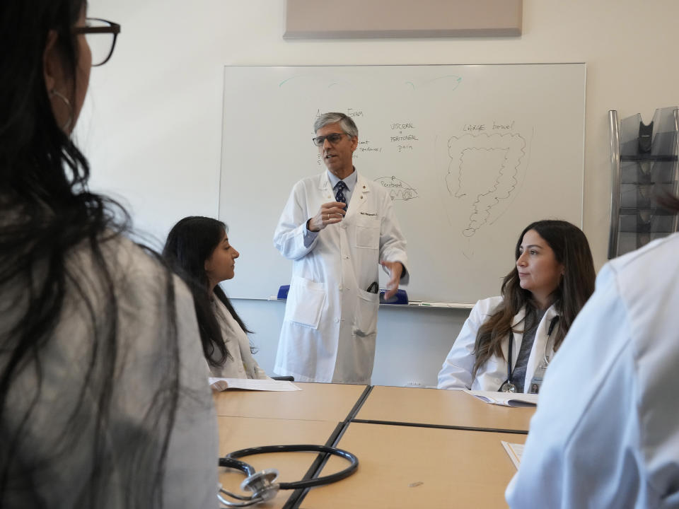 La Escuela de Medicina de la Universidad de California, campus Davis, en Sacramento, California, el 15 de junio de 2023. (Jim Wilson/The New York Times).