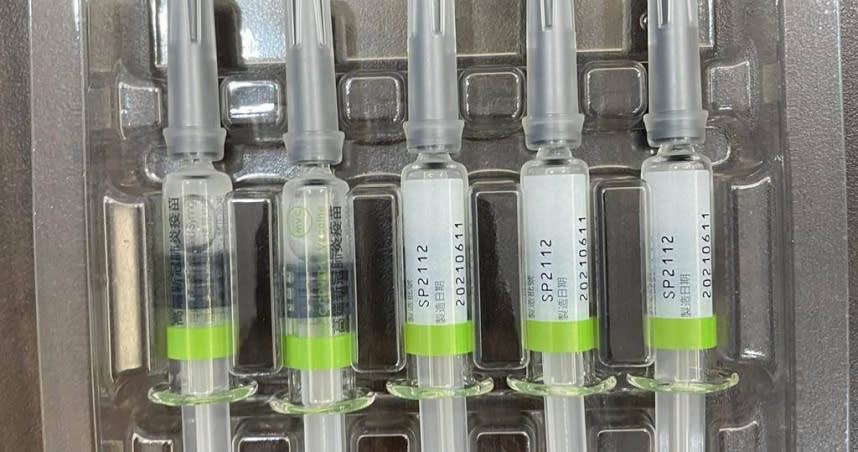 台中市驚傳38歲女姓在注射高端疫苗第二劑後併發心肌炎猝死。（圖／資料照片／中國時報馮惠宜台中傳真）