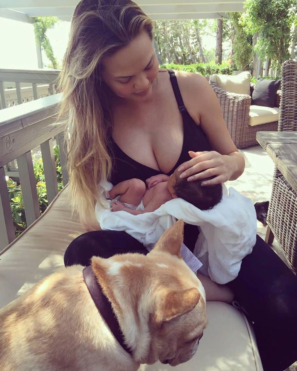 After giving birth to her baby girl Luna Simone last week, Chrissy Teigen took to Instagram to share a first glimpse of her adorable baby girl, along with her nickname on Instagram. "hi my lulu!" the first-time mom captioned the adorable snap on April 19, 2016.