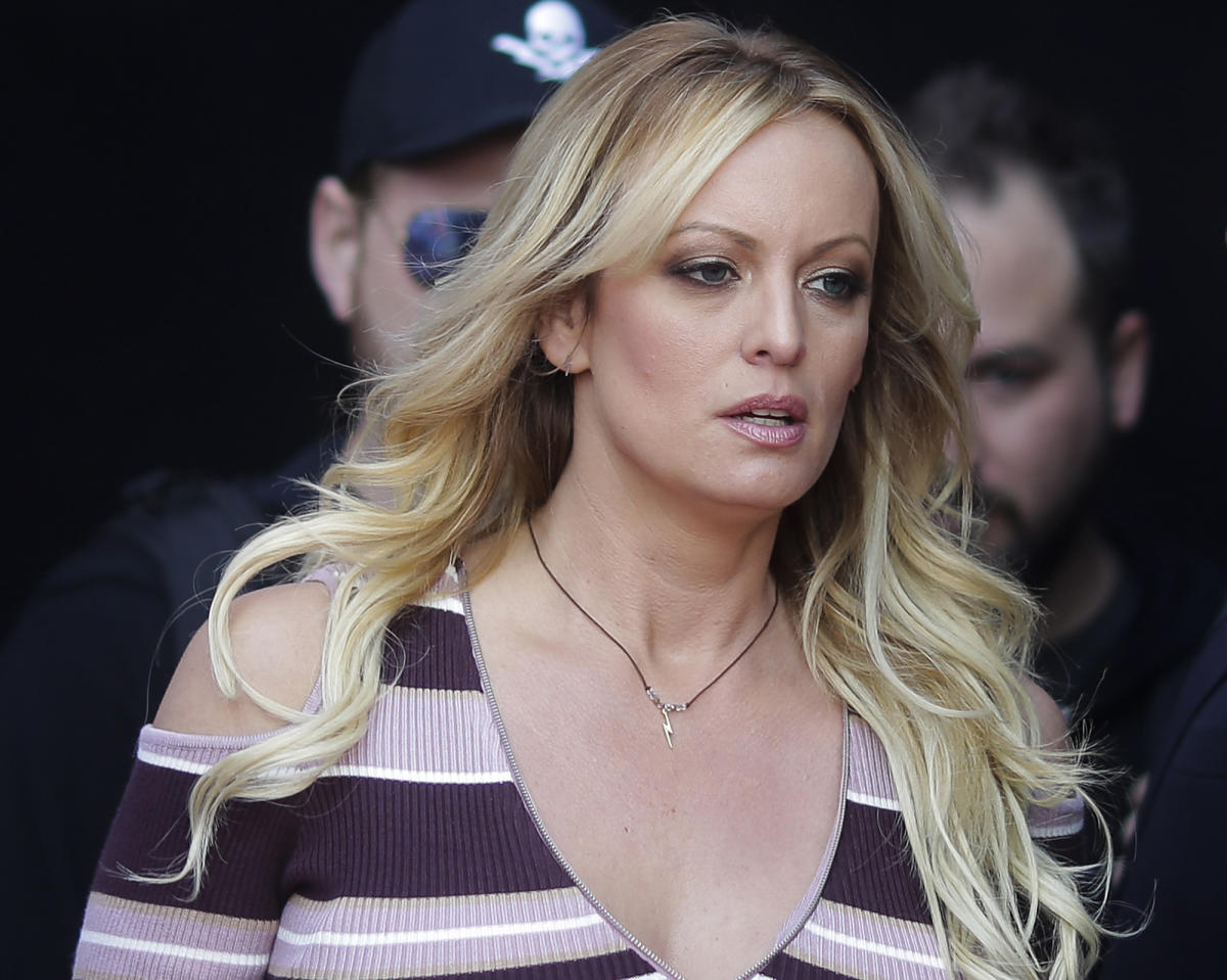 Stormy Daniels Sues Police Officers Over Strip Club Arrest 