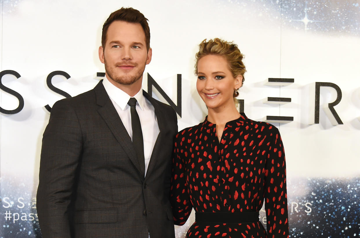 Chris Pratt FINALLY gives us a pic of Jennifer Lawrence on his Instagram — but it’s not what you would think