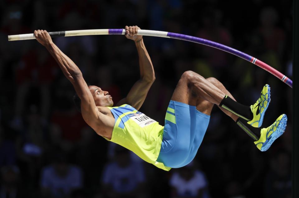 Jeremy Taiwo competes during the decathlon pole vault event at the 2016 U.S. Olympic Track and Field Trials. (AP)