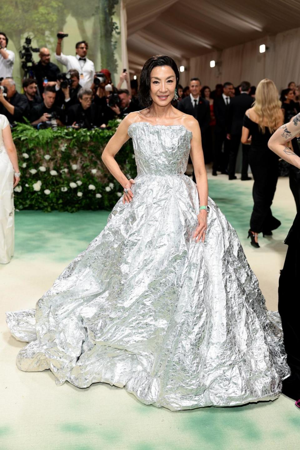 PHOTO: Michelle Yeoh attends The 2024 Met Gala Celebrating 'Sleeping Beauties: Reawakening Fashion' at The Metropolitan Museum of Art on May 06, 2024 in New York City. (Dimitrios Kambouris/Getty Images)