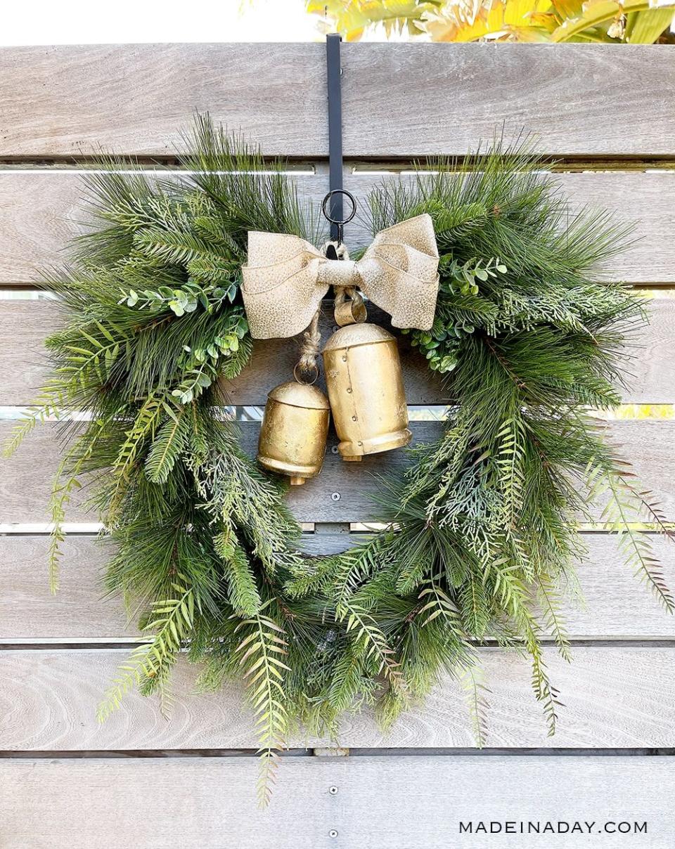 Bell Wreath