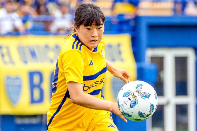 Yuria Sasaki se formó en las escuelitas que tiene Boca en Tokio