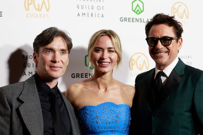 Cillian Murphy, Emily Blunt y Robert Downey Jr., festejaron ayer el triunfo de Oppenheimer en la gala del sindicato de productores