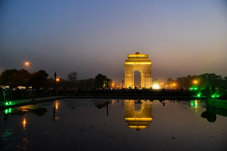 <p>Reflection of the Tomb Of The Unknown Soldier at India Gate is seen in a pond in New Delhi on June 4, 2016. </p>