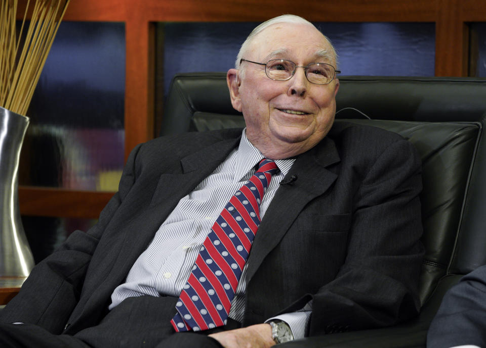 Berkshire Hathaway Vice Chairman Charlie Munger smiles during an interview in Omaha, Neb., Monday, May 7, 2018, with Liz Claman on Fox Business Network's "Countdown to the Closing Bell". (AP Photo/Nati Harnik)