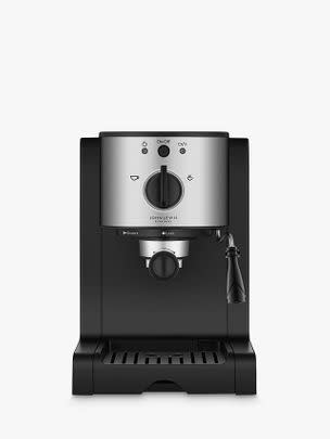 This easy-to-use espresso machine