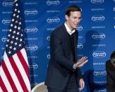 <p>Der Schwiegersohn und Berater von US-Präsident Trump, Jared Kushner, während seines Besuchs des Saban-Forums in Washington. Das Forum ist ein jährlicher Dialog zwischen US-amerikanischen und israelischen Führungspersonen aus dem politischen und sozialen Spektrum. (Bild: Jose Luis Magana/AP Photo/dpa) </p>