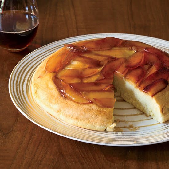 Light and Fluffy Baked Apple Pancake