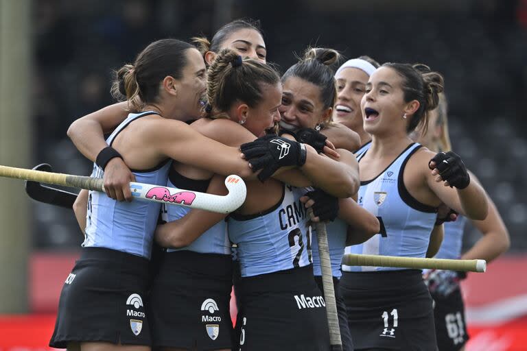 Las Leonas salen a la cancha este sábado, en busca del primer paso certero hacia el sueño dorado