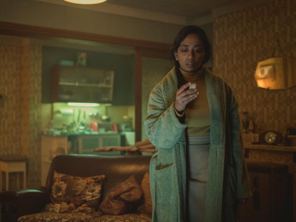 Anjana Vasan como Nida en ‘Demon 79’ (Nick Wall/Netflix)