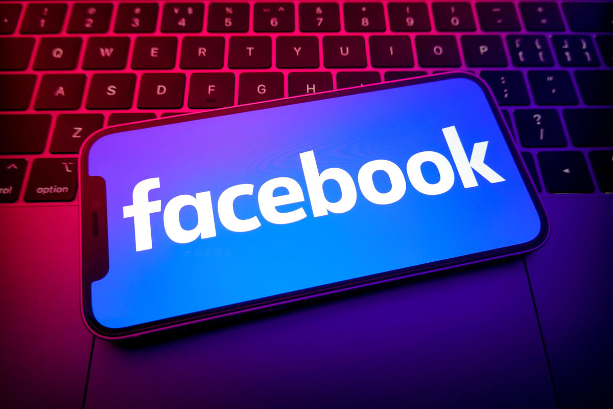 Meta warns 1 million Facebook users their login info may have been  compromised