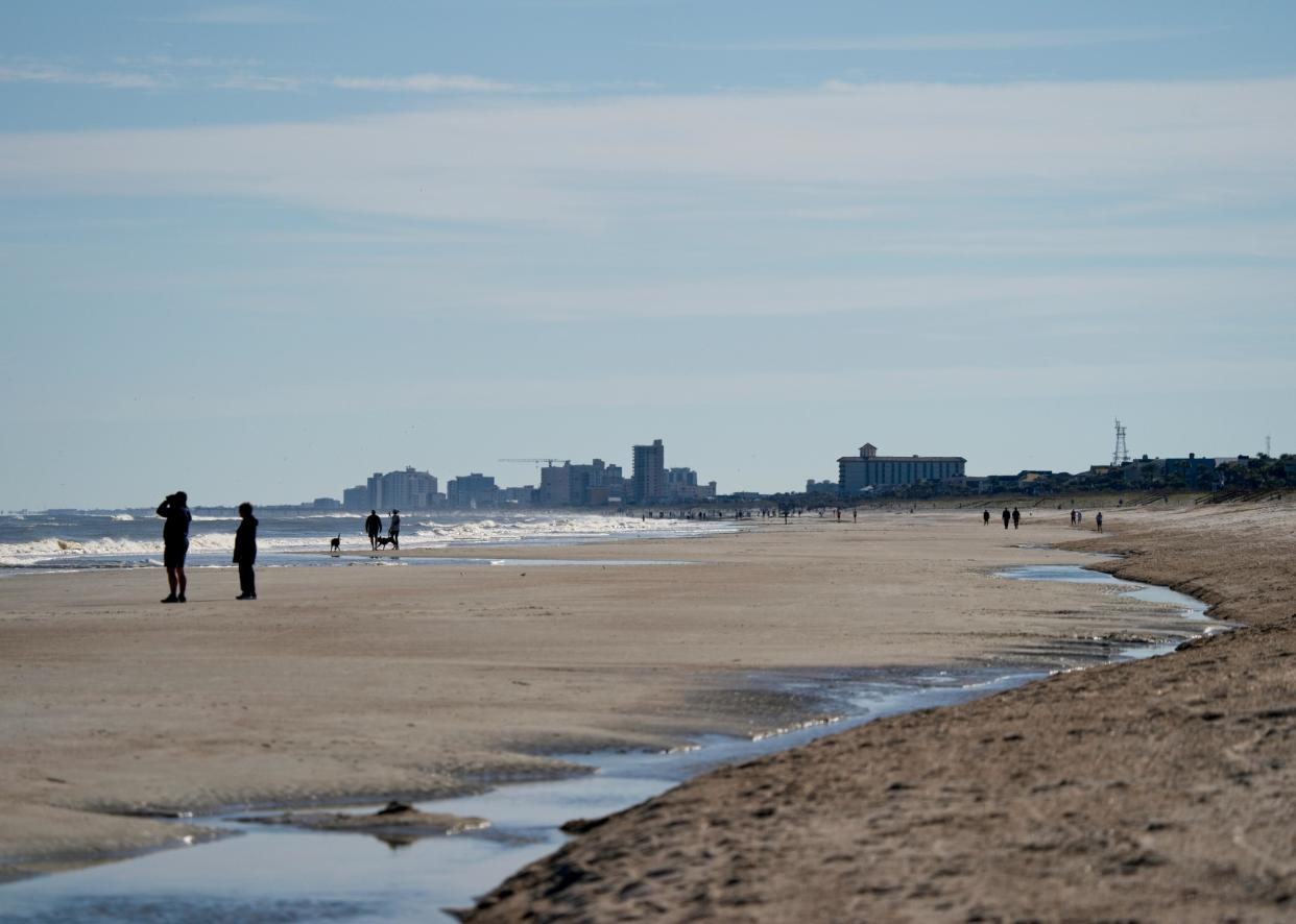 The coastline on a Fall day at Hanna Park in Jacksonville.