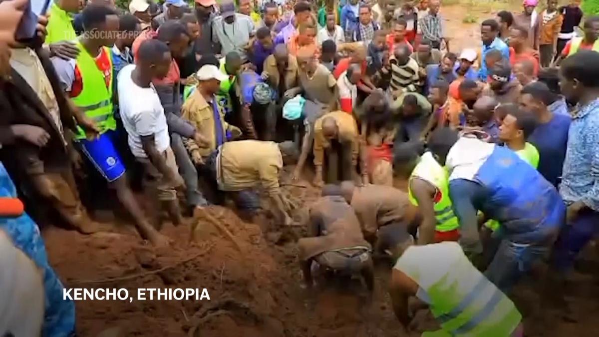 Search for survivors continues in Ethiopia after devastating mudslides sparked by heavy rains