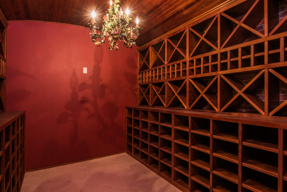 Wine, anyone? (Photo: Berkshire Hathaway HomeServices California Properties)