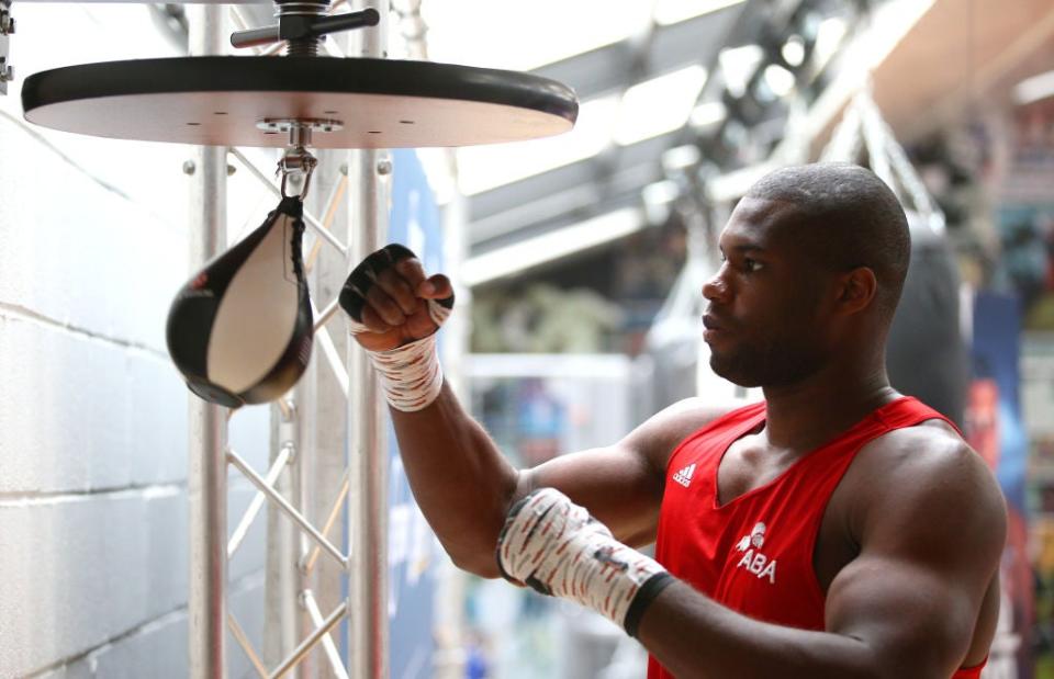 <p>Dubois and Joyce go head to head</p> (Getty)