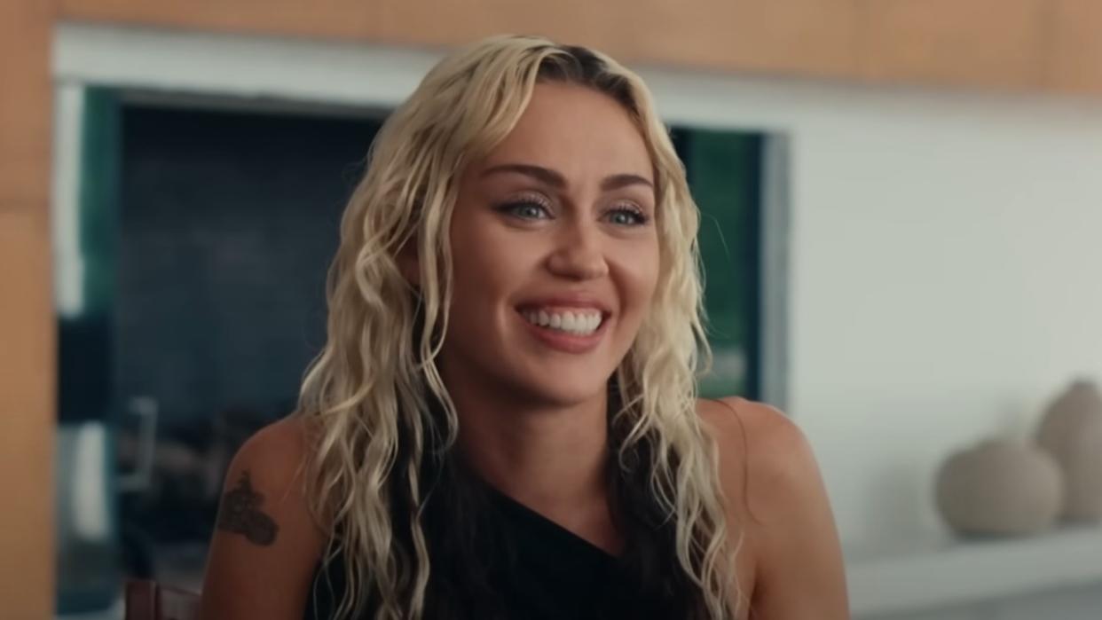  Miley Cyrus interview for River music video 