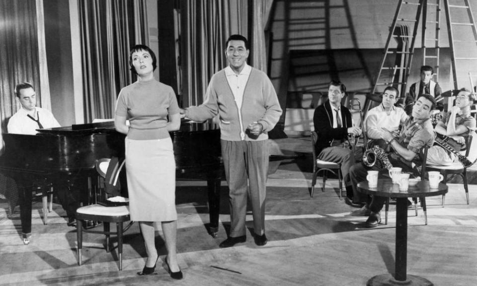 Keely Smith and Louis Prima rehearsing in 1959.