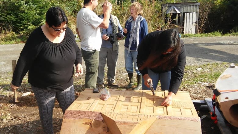 Haida reconciliation totem pole heads to Vancouver